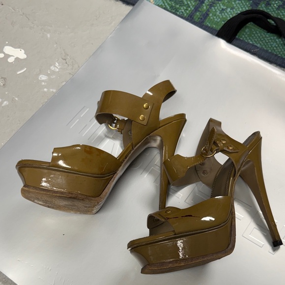 Yves Saint Laurent Women's Shimmering Gold Heels - Picture 5 of 10